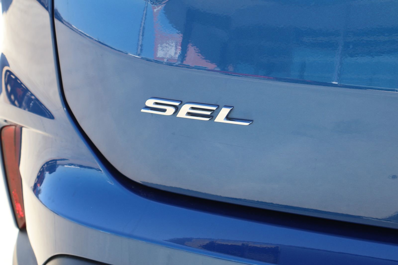 Used 2022 Ford Edge SEL w/ Convenience Package image 8