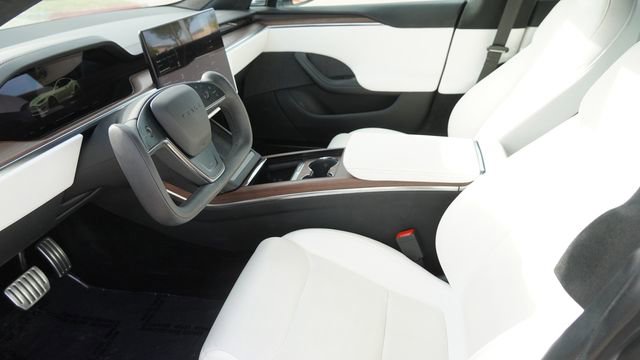 Used 2022 Tesla Model S AWD/4WD image 18