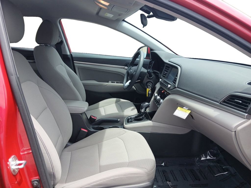 Used 2020 Hyundai Elantra SEL w/ Cargo Package (C1) FWD image 15