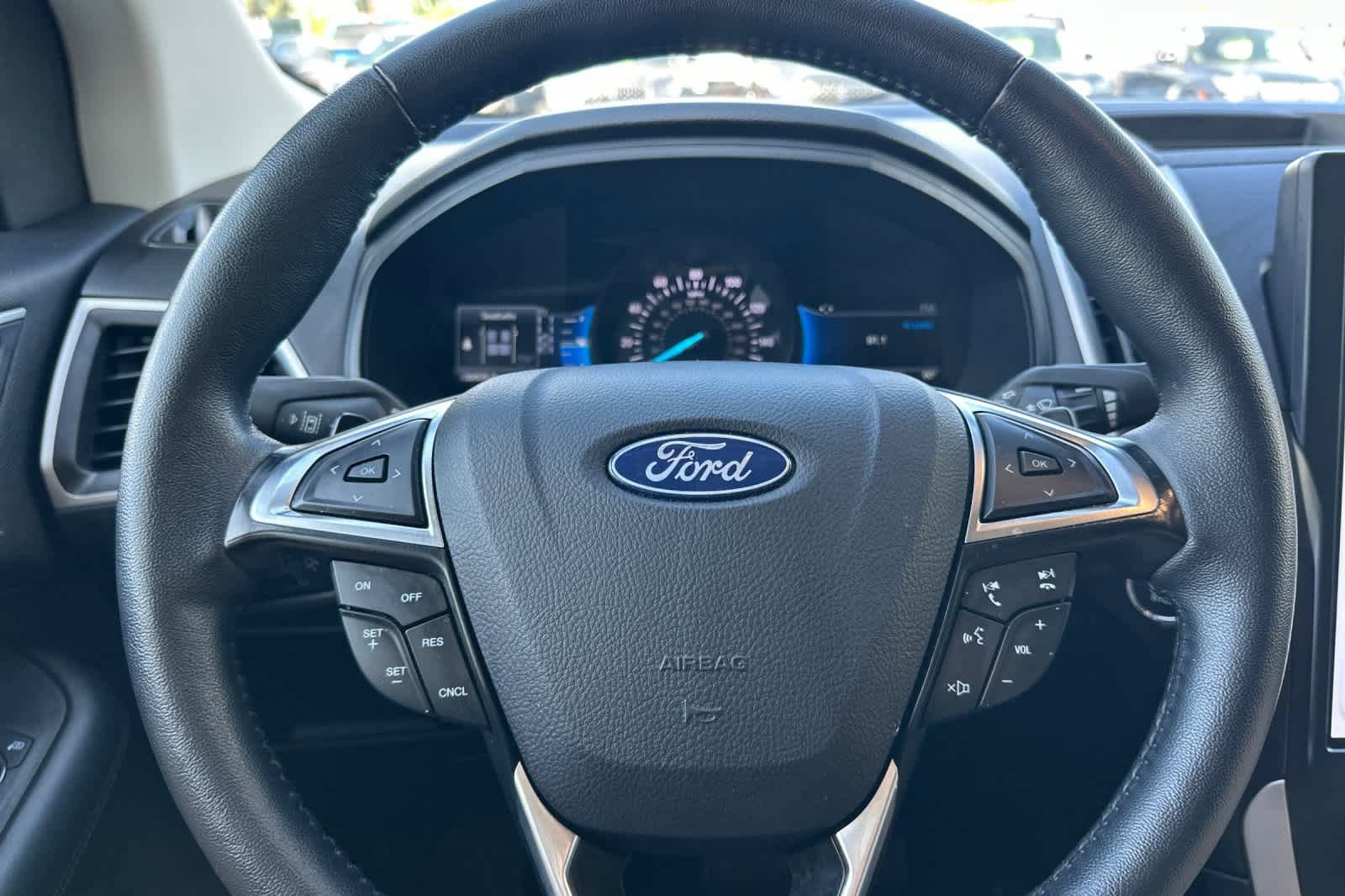 Certified 2024 Ford Edge SEL w/ Convenience Package image 24