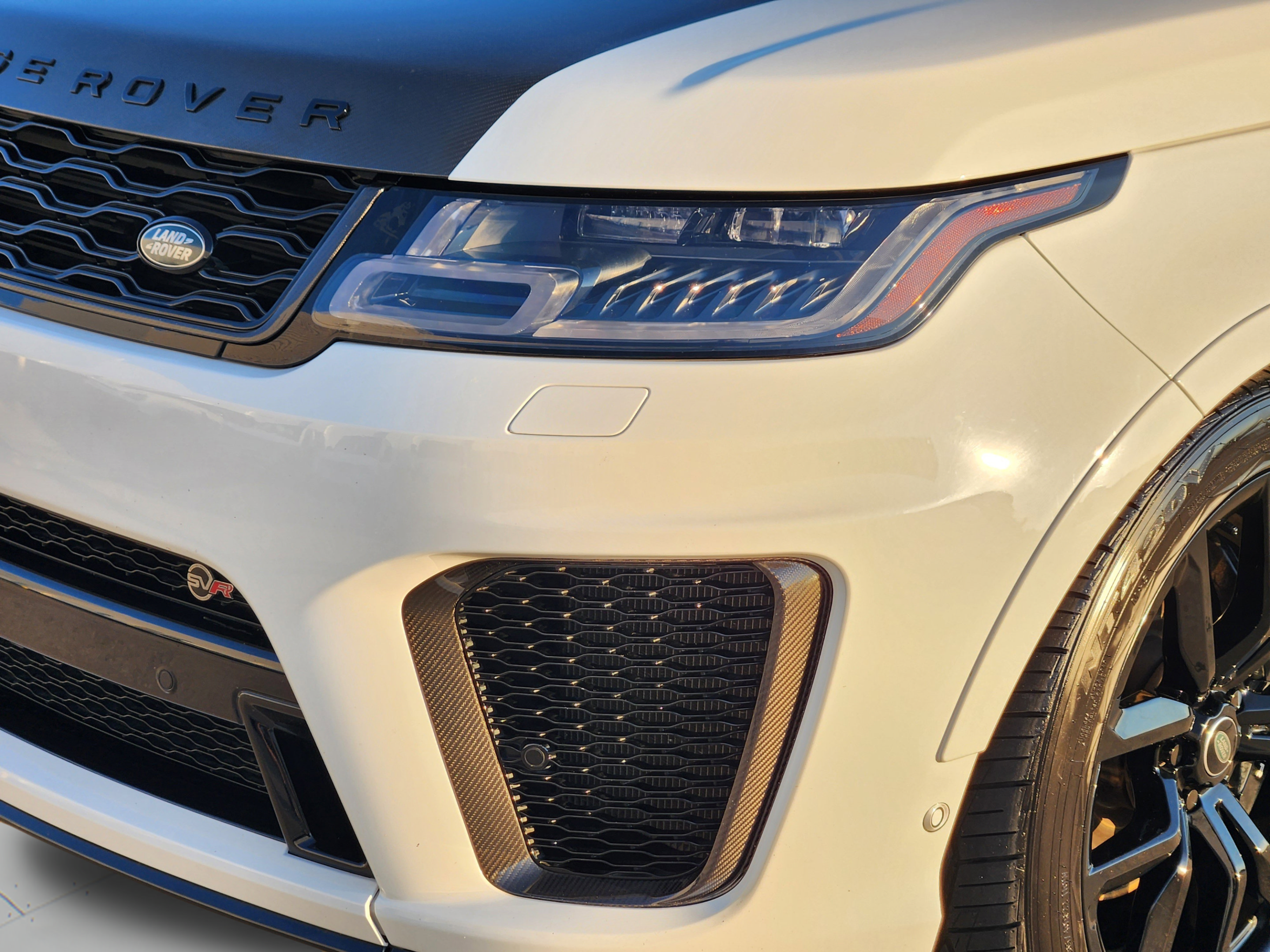 Certified 2022 Land Rover Range Rover Sport SVR AWD/4WD image 32