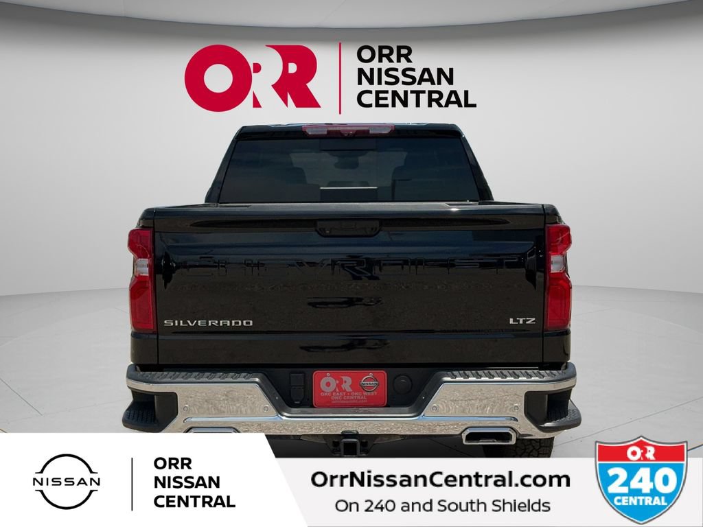 Used 2023 Chevrolet Silverado 1500 LTZ w/ Technology Package AWD/4WD image 6