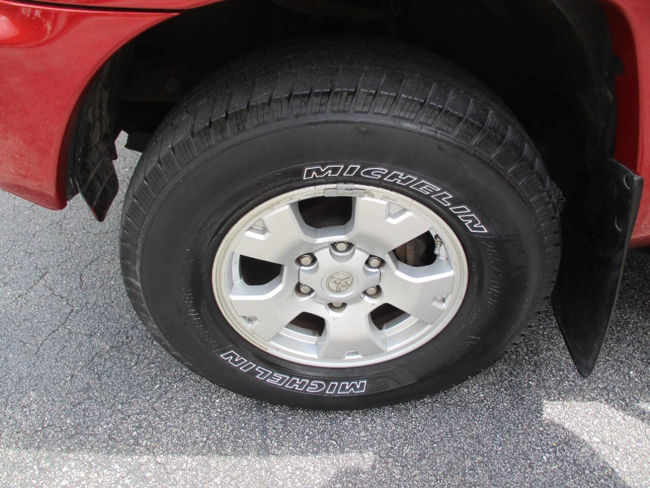 Used 2013 Toyota Tacoma PreRunner w/ TRD Off-Road Pkg RWD image 27