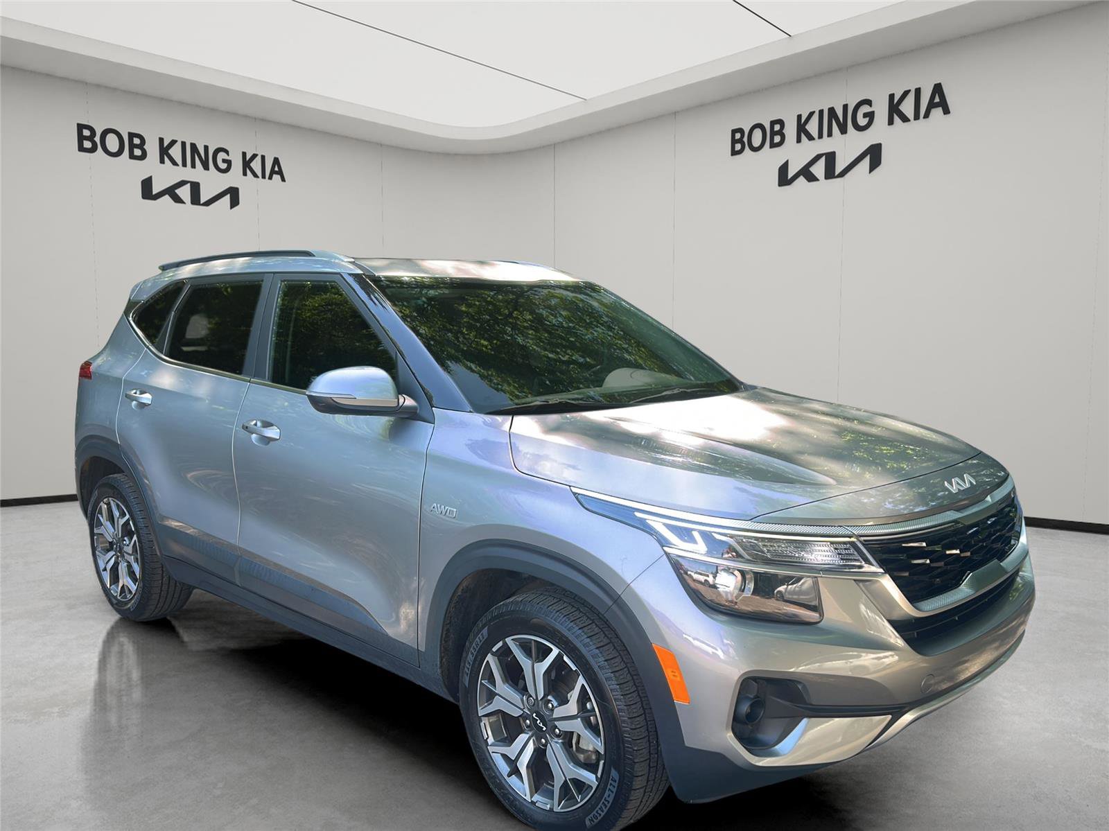 Used 2023 Kia Seltos EX AWD/4WD image 7