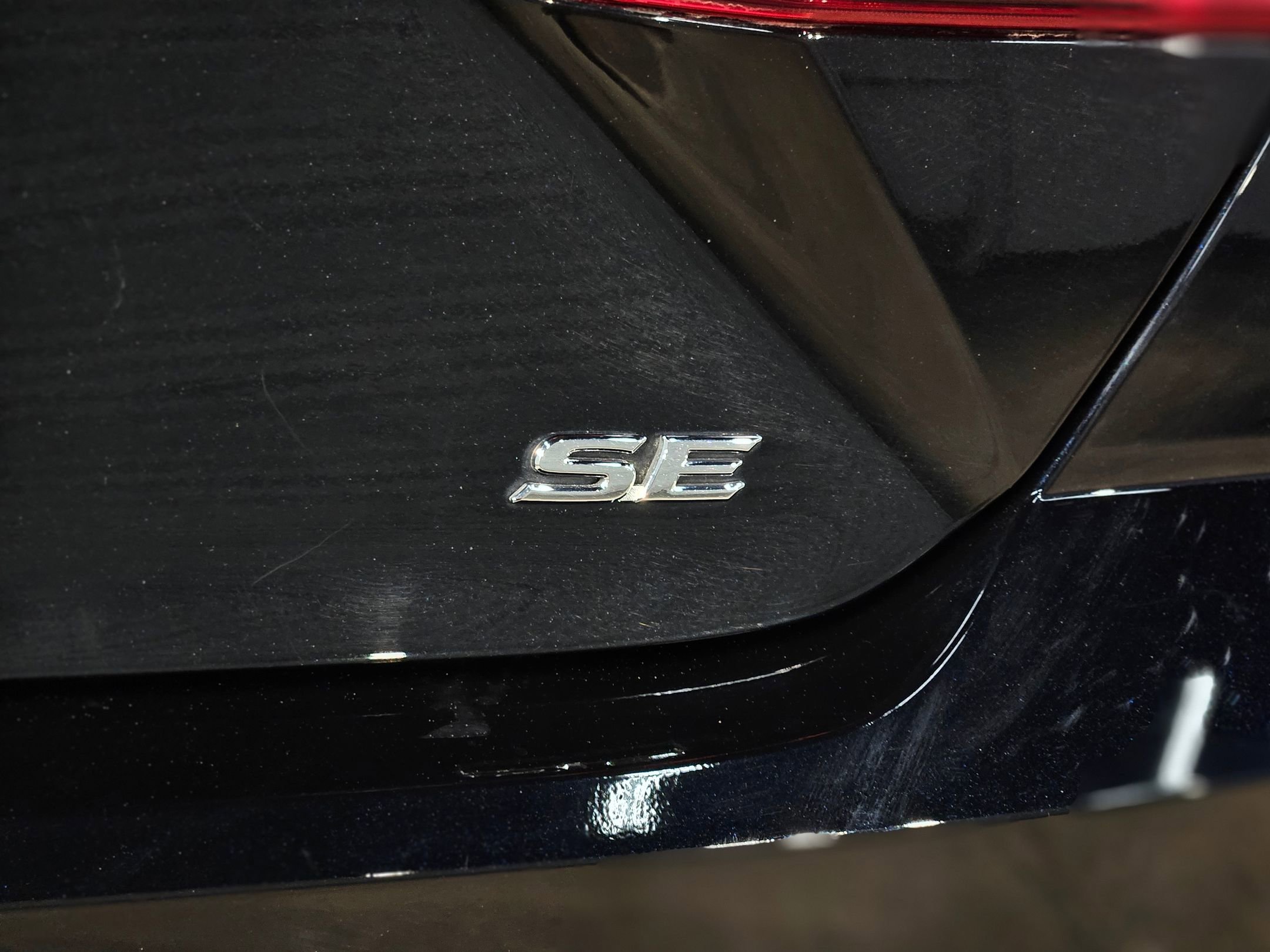 Used 2025 Toyota Camry SE image 37