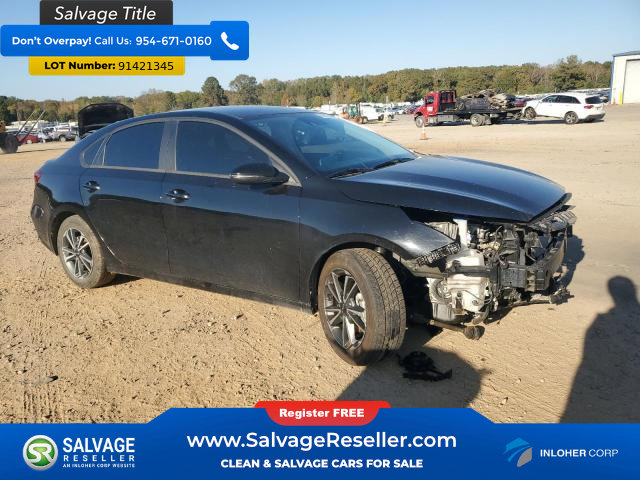 Used 2023 Kia Forte LXS w/ LXS Technology Package FWD image 5
