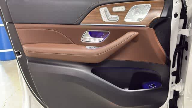 Certified 2024 Mercedes-Benz GLS 580 4MATIC image 14