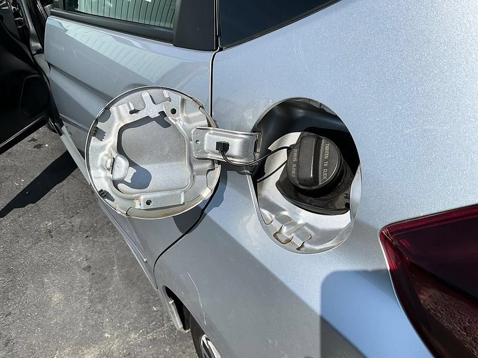 Used 2015 Honda Fit EX image 15