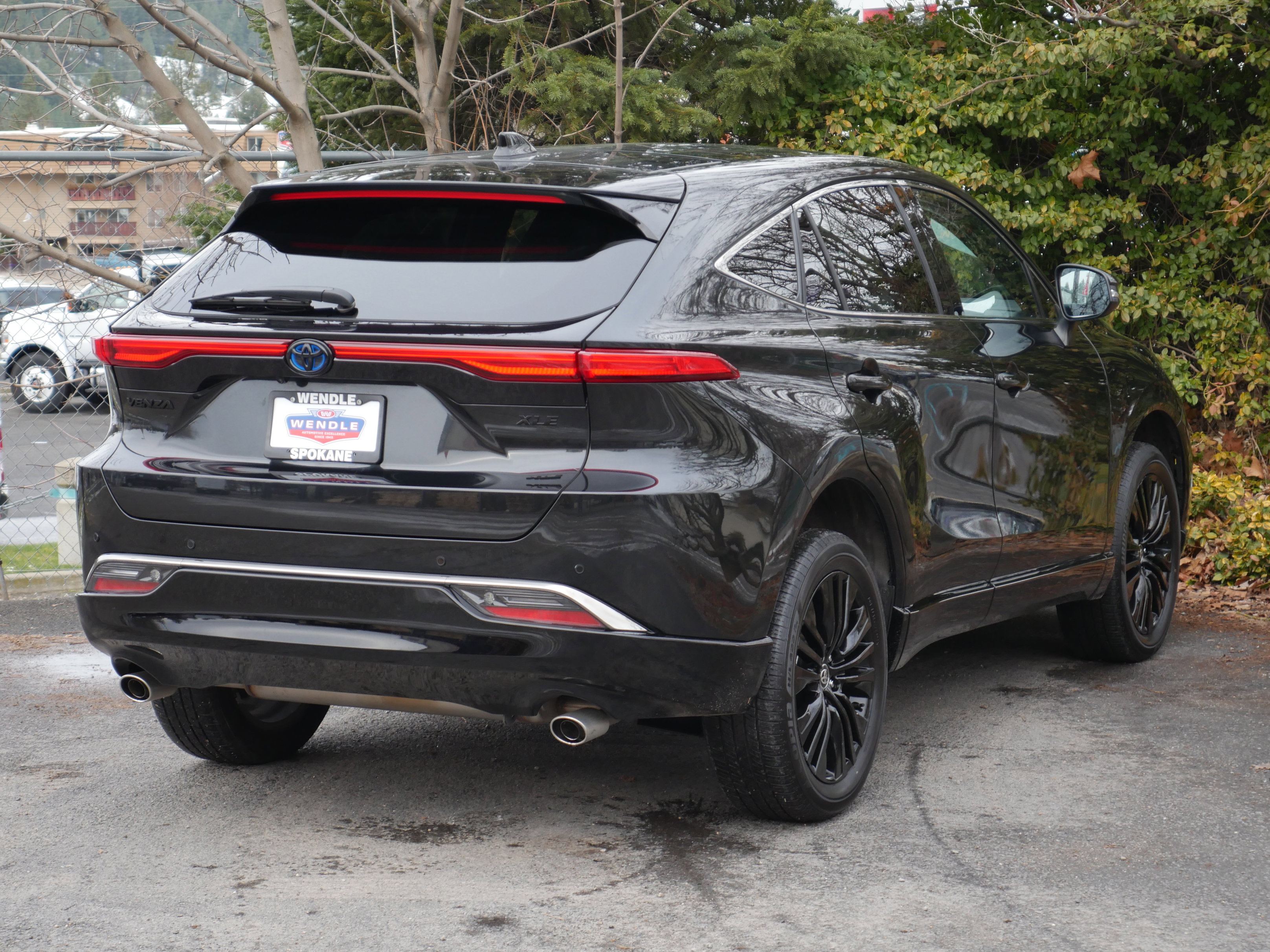 Used 2023 Toyota Venza Nightshade image 26