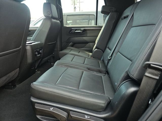 Used 2025 Chevrolet Tahoe LT image 11