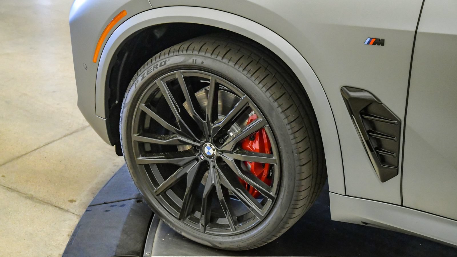 New 2026 BMW X5 M60i AWD/4WD image 11