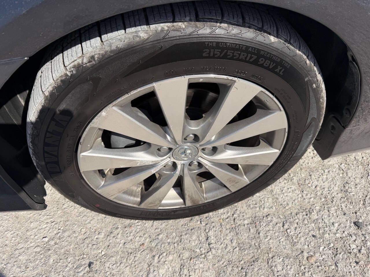 Used 2011 Toyota Avalon Limited FWD image 9