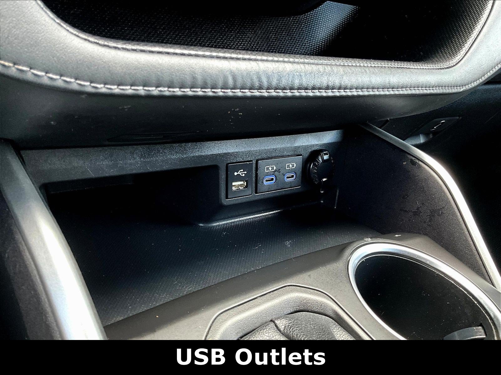 Used 2022 Toyota Highlander XSE AWD/4WD image 16