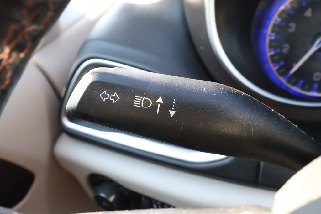 Used 2017 Chrysler Pacifica Touring-L Plus FWD image 19