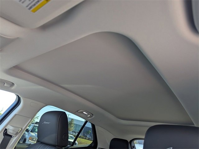 New 2026 Buick Envision Avenir image 21