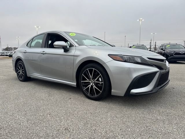 Used 2023 Toyota Camry SE image 8