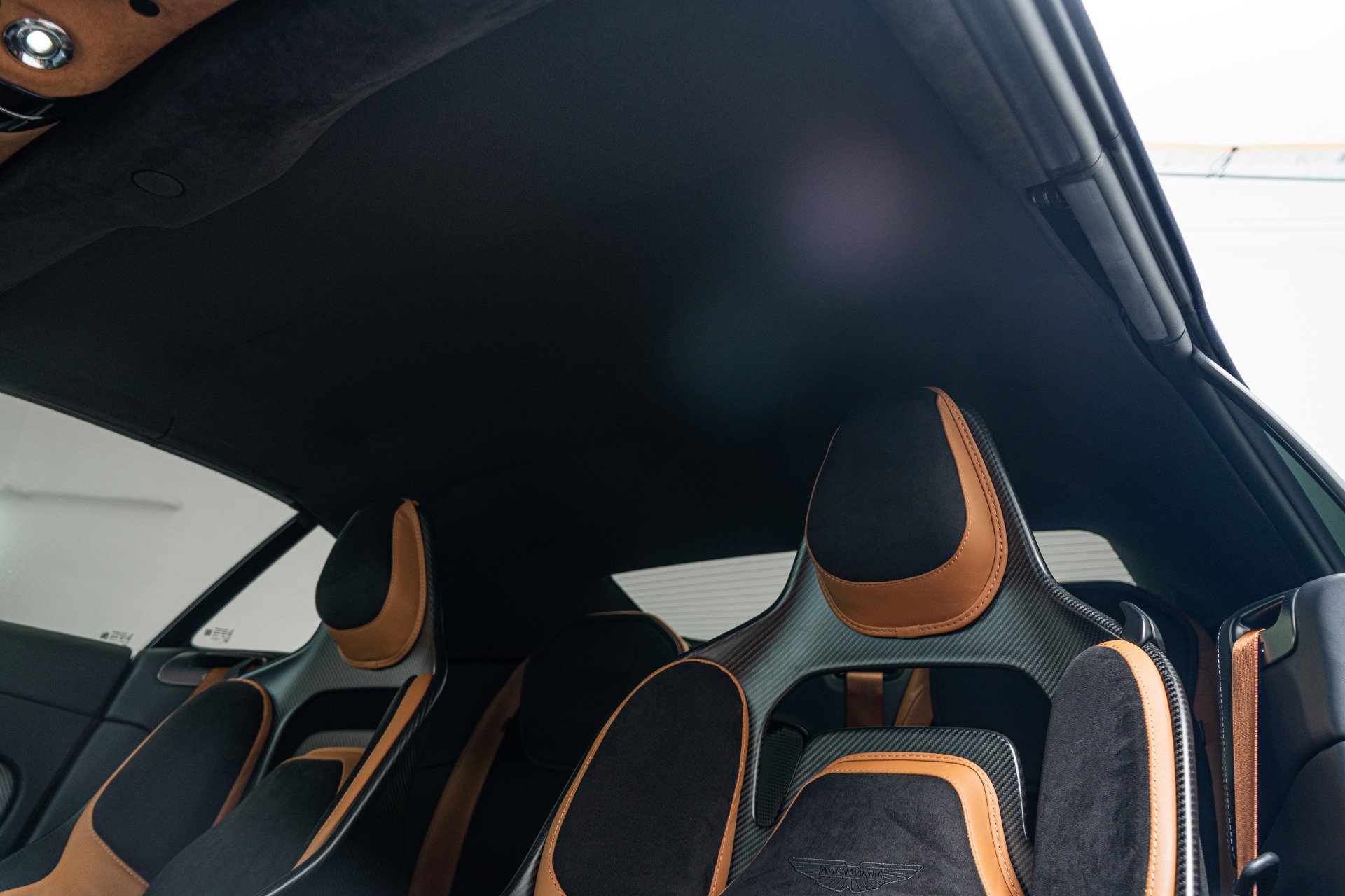 Used 2024 Aston Martin DB12 Volante -Carbon Fiber Bucket S image 42