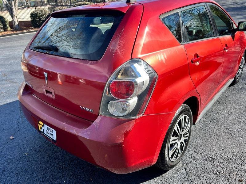 Used 2010 Pontiac Vibe w/ Preferred Package image 16