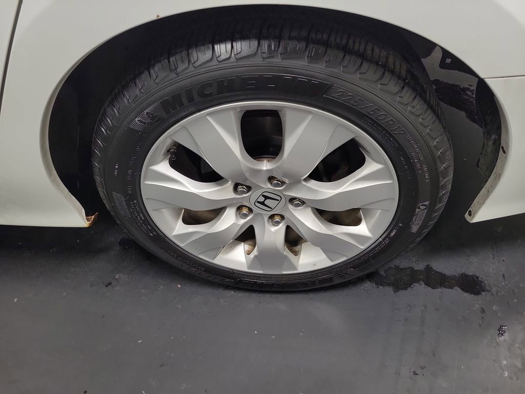 Used 2010 Honda Accord EX-L image 10