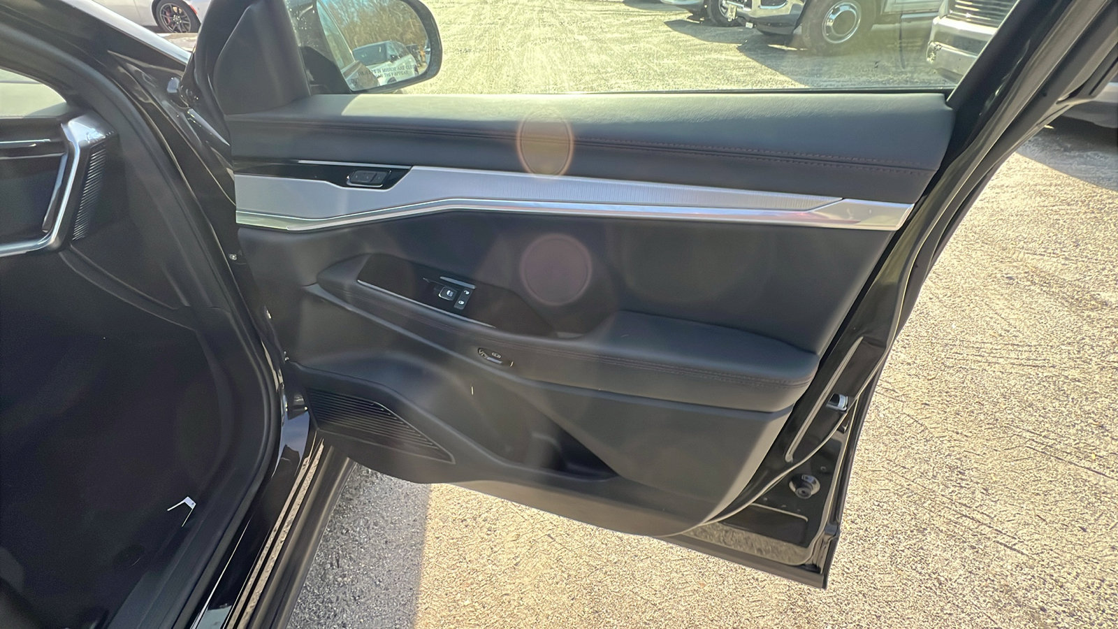 Used 2024 Jeep Wagoneer Launch Edition image 20