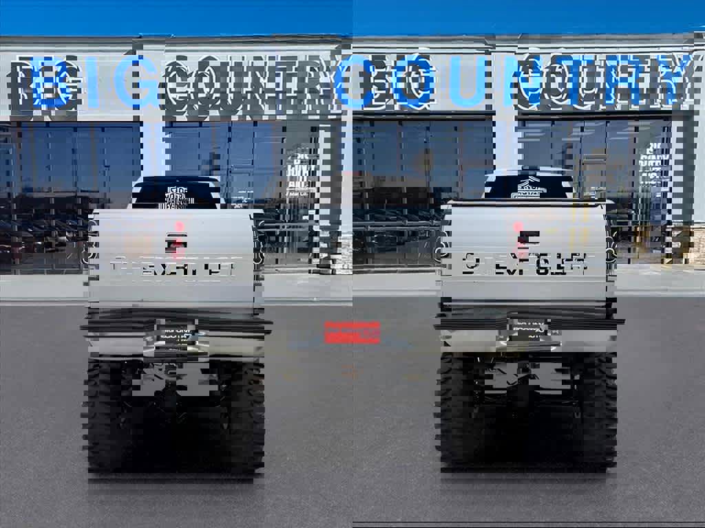 Used 1997 Chevrolet Silverado 1500 4x4 Extended Cab w/ Preferred Equipment Group 2 image 3