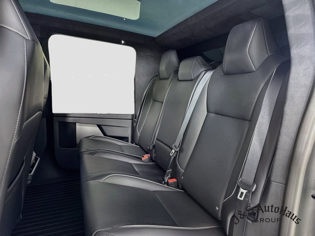 Used 2024 Tesla Cybertruck Cyberbeast AWD/4WD image 28