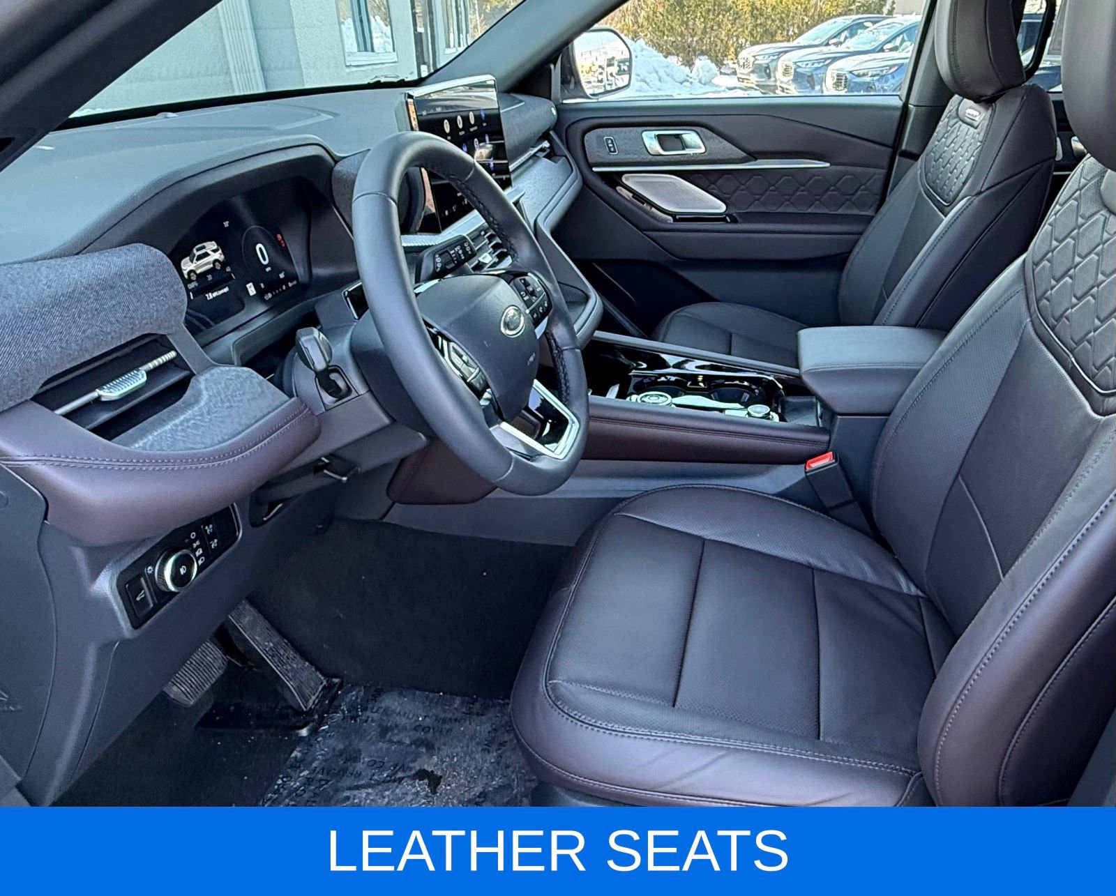 Used 2025 Ford Explorer Platinum w/ LUX Leather Package image 21