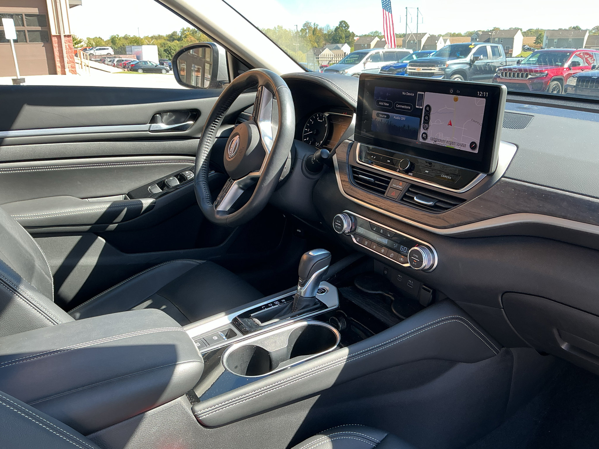 Used 2023 Nissan Altima 2.5 SL AWD/4WD image 19