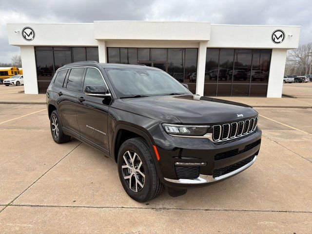 Used 2024 Jeep Grand Cherokee L Limited w/ Luxury Tech Group II AWD/4WD image 2
