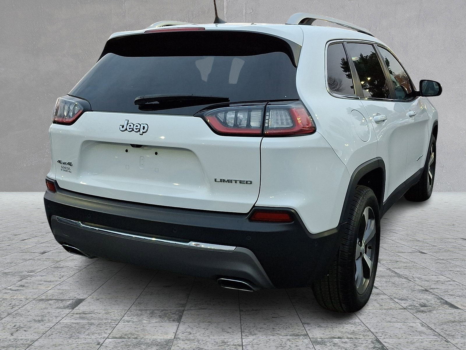 Used 2021 Jeep Cherokee Limited w/ Elite Package image 10
