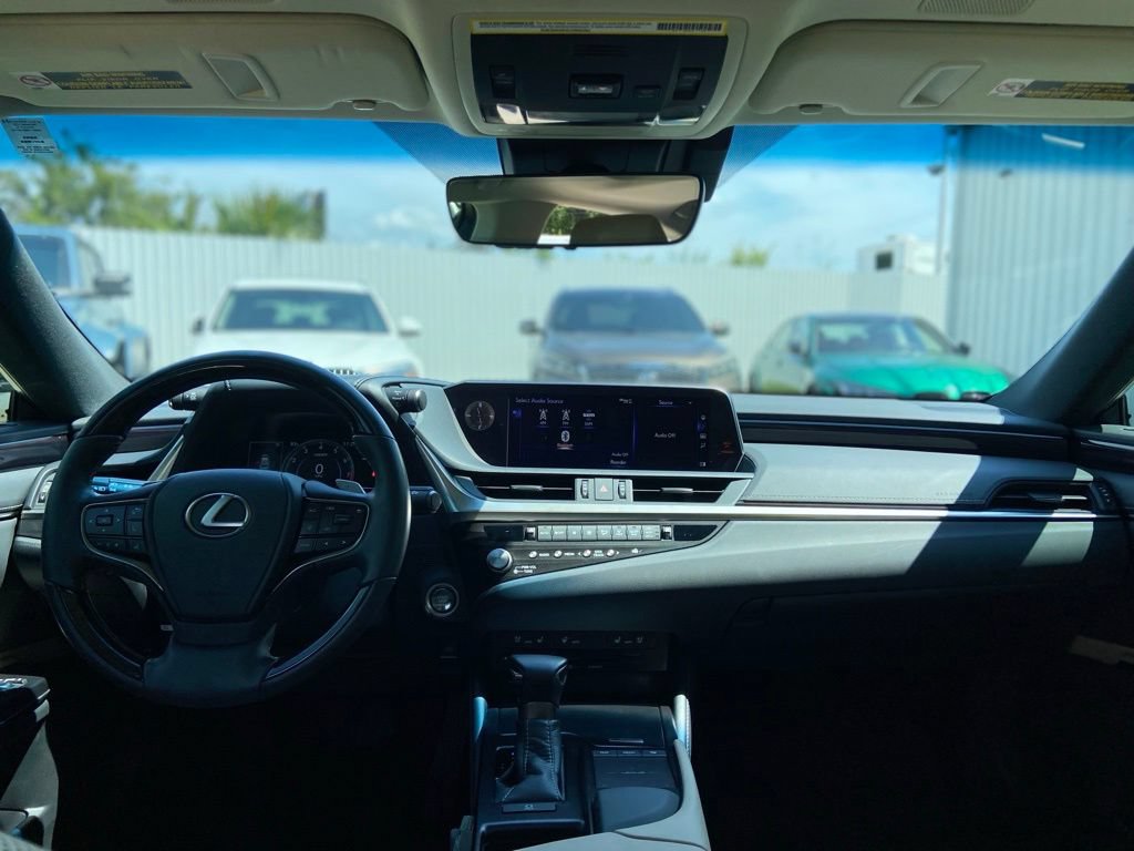 Used 2021 Lexus ES 350 w/ Premium Package FWD image 27