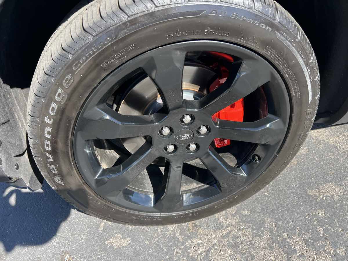 Used 2020 Ford Explorer ST w/ ST Street Pack image 8