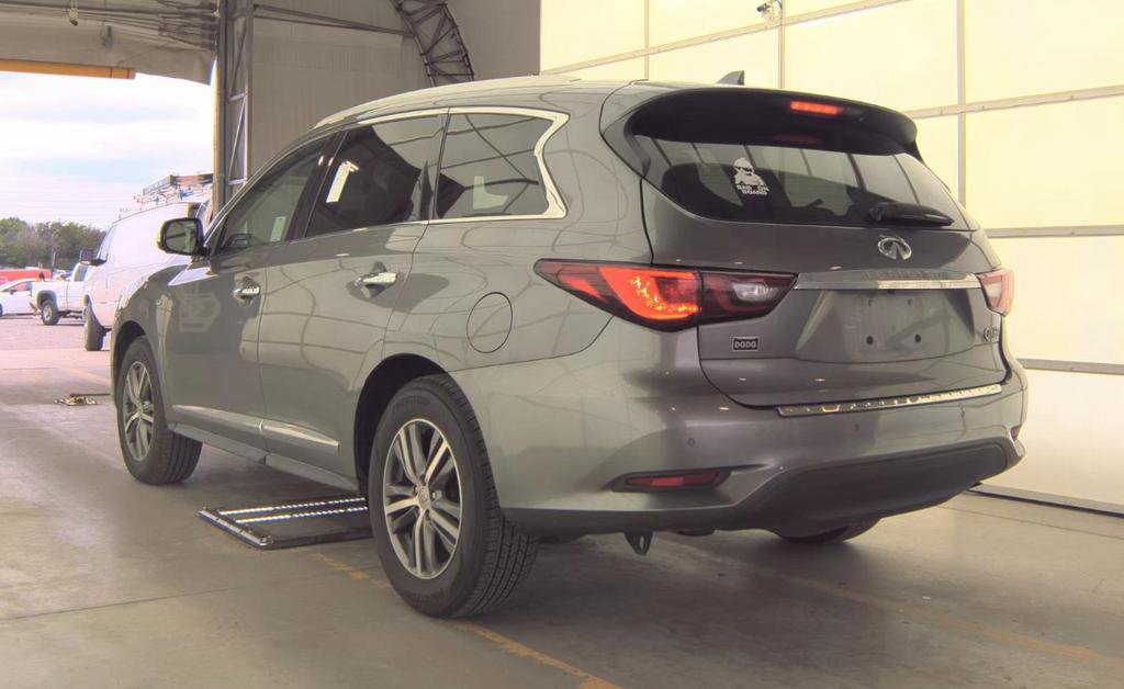 Used 2020 INFINITI QX60 Luxe w/ Essential Package FWD image 5