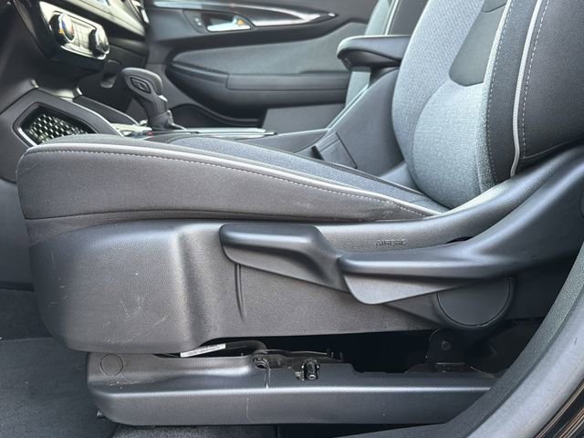 Used 2024 Chevrolet TrailBlazer LT FWD image 20