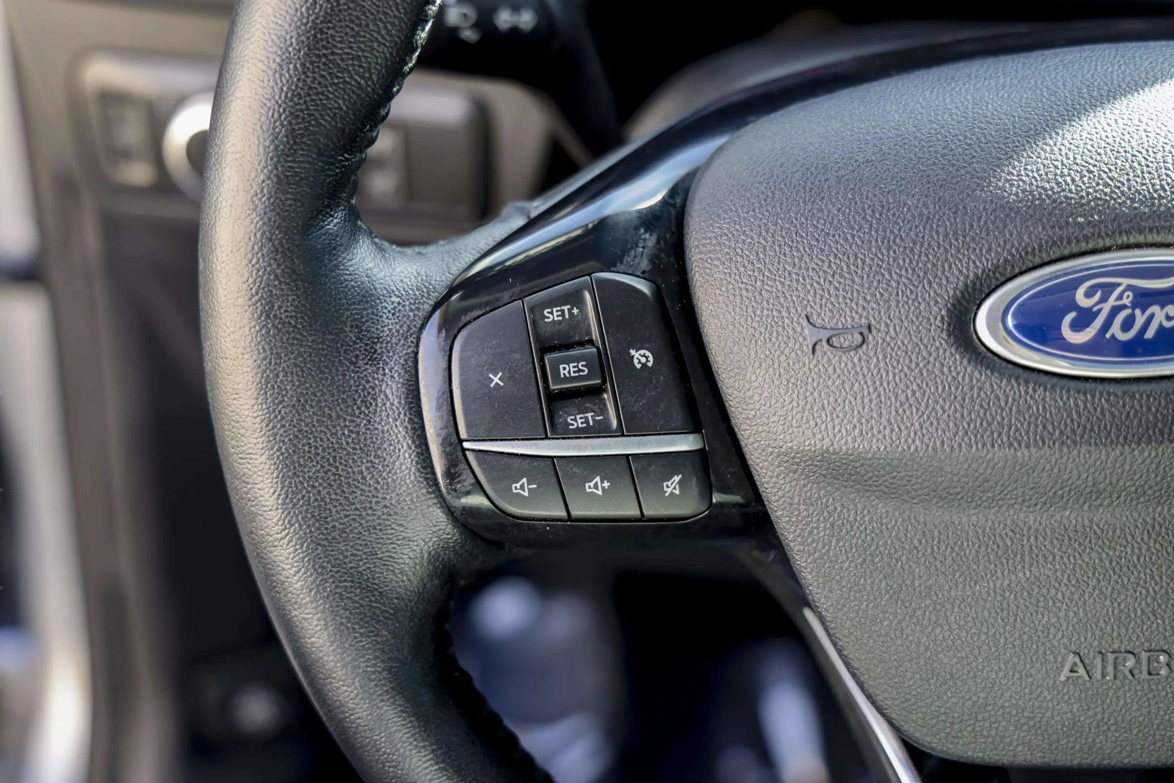 Used 2021 Ford Escape SEL image 25