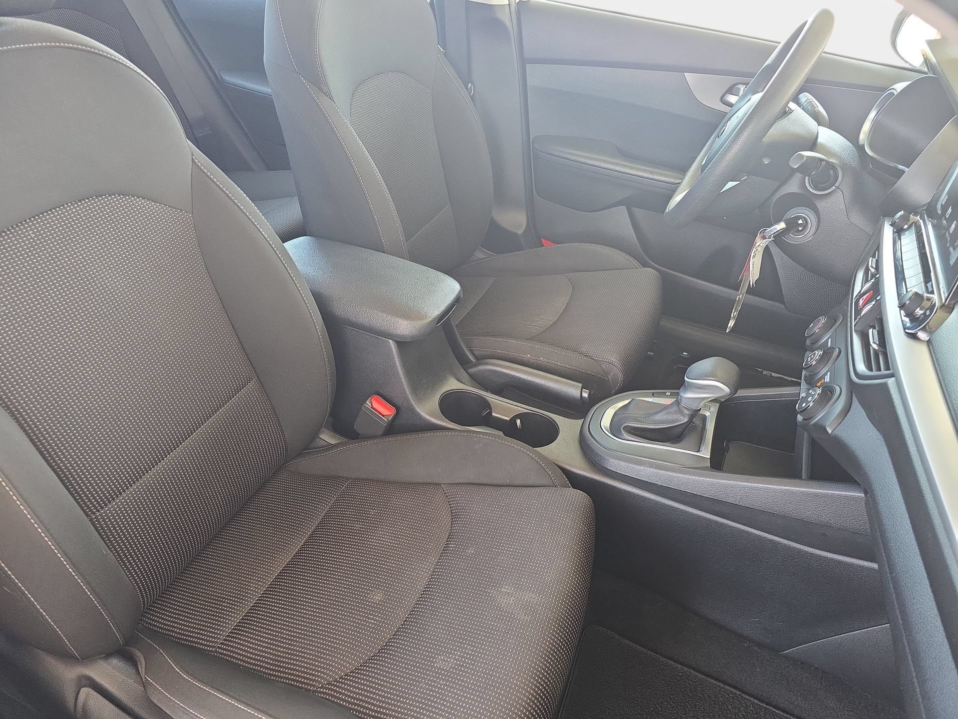 Used 2020 Kia Forte LXS FWD image 10