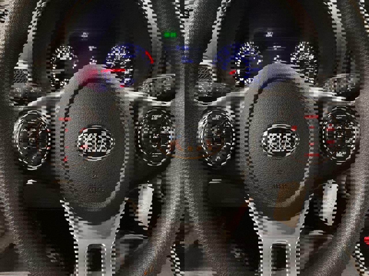 Used 2020 Kia Soul LX image 11