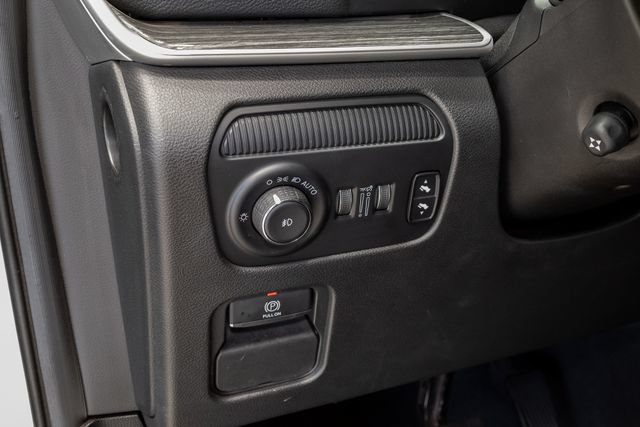 Certified 2022 Jeep Wagoneer Series II AWD/4WD image 11