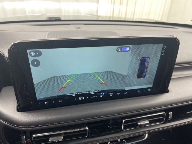 Certified 2025 Lincoln Aviator AWD image 20