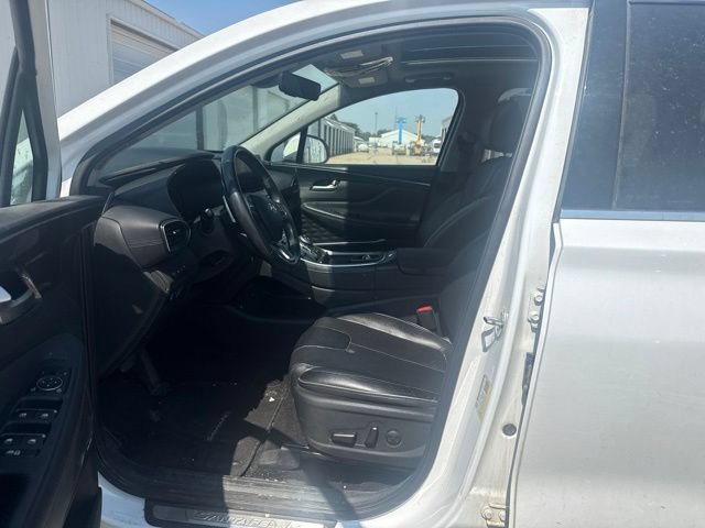 Used 2021 Hyundai Santa Fe SEL w/ Convenience + Premium Package AWD/4WD image 4