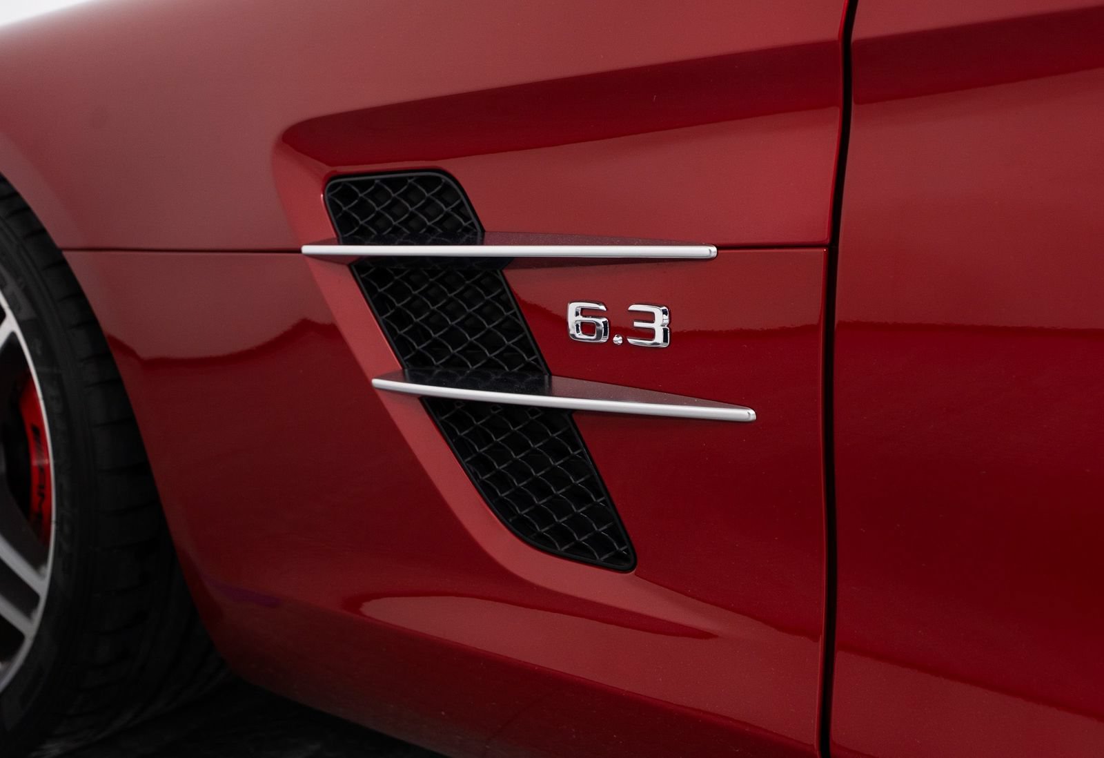 Used 2012 Mercedes-Benz SLS AMG Roadster image 12