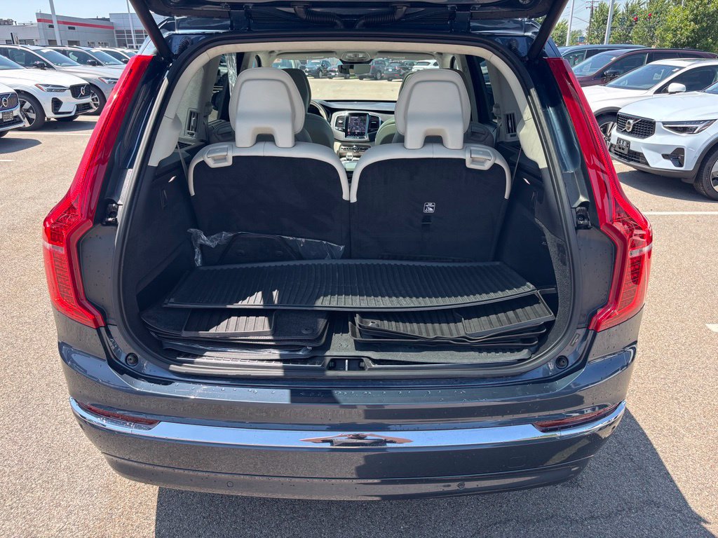 Certified 2023 Volvo XC90 T8 Ultimate w/ Lounge Package AWD/4WD image 26