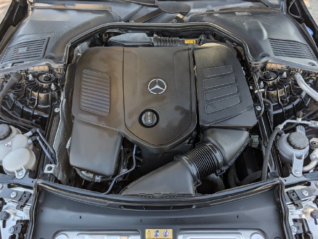 Used 2023 Mercedes-Benz C 300 Sedan image 36