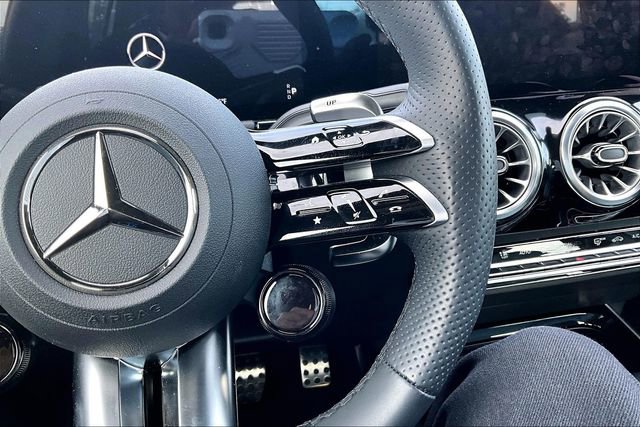 Used 2024 Mercedes-Benz GLA 35 AMG 4MATIC image 11