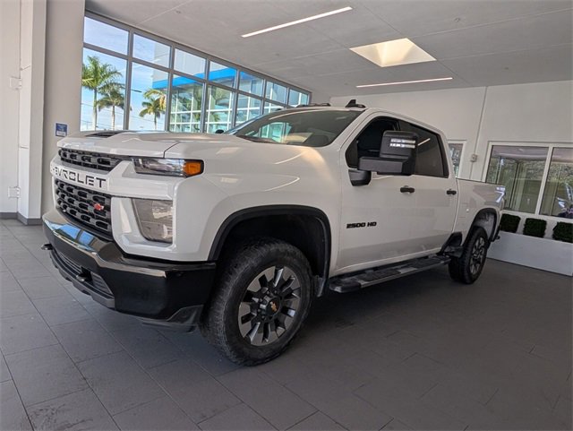 Used 2022 Chevrolet Silverado 2500 Custom w/ Custom Value Package image 3