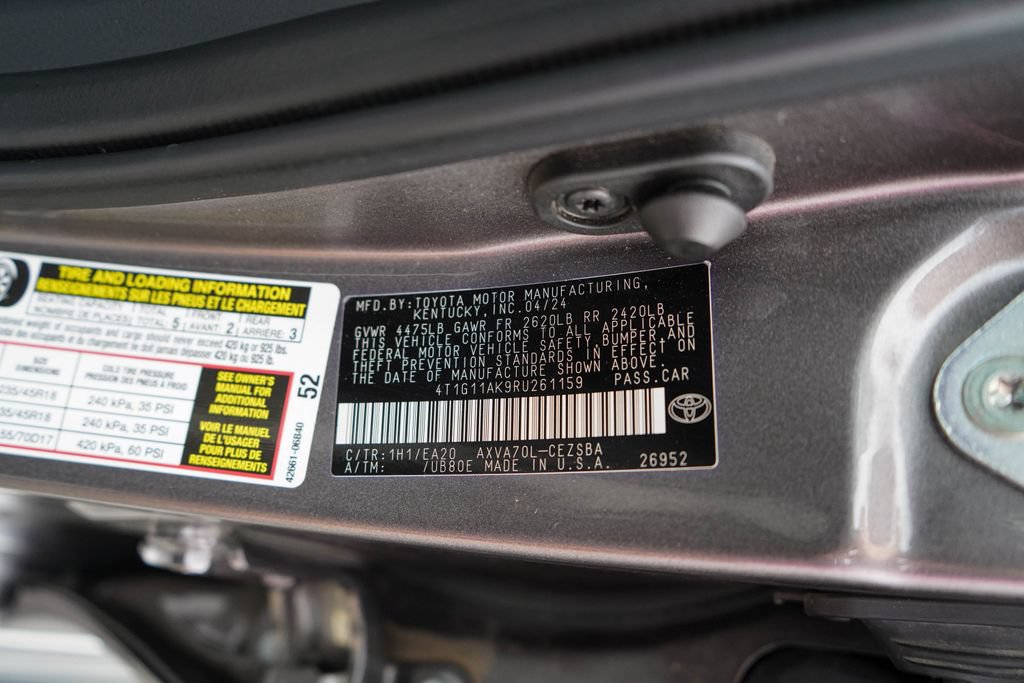 Used 2024 Toyota Camry SE FWD image 39