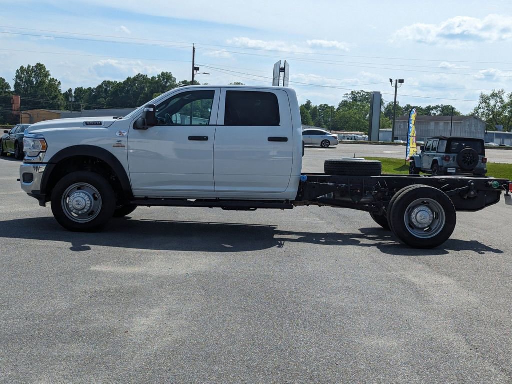 Used 2023 RAM 5500 Tradesman w/ Chrome Appearance Group image 6