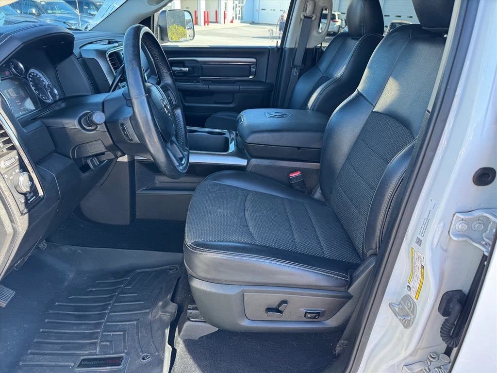 Used 2018 RAM 2500 Big Horn w/ Sport Appearance Group AWD/4WD image 13