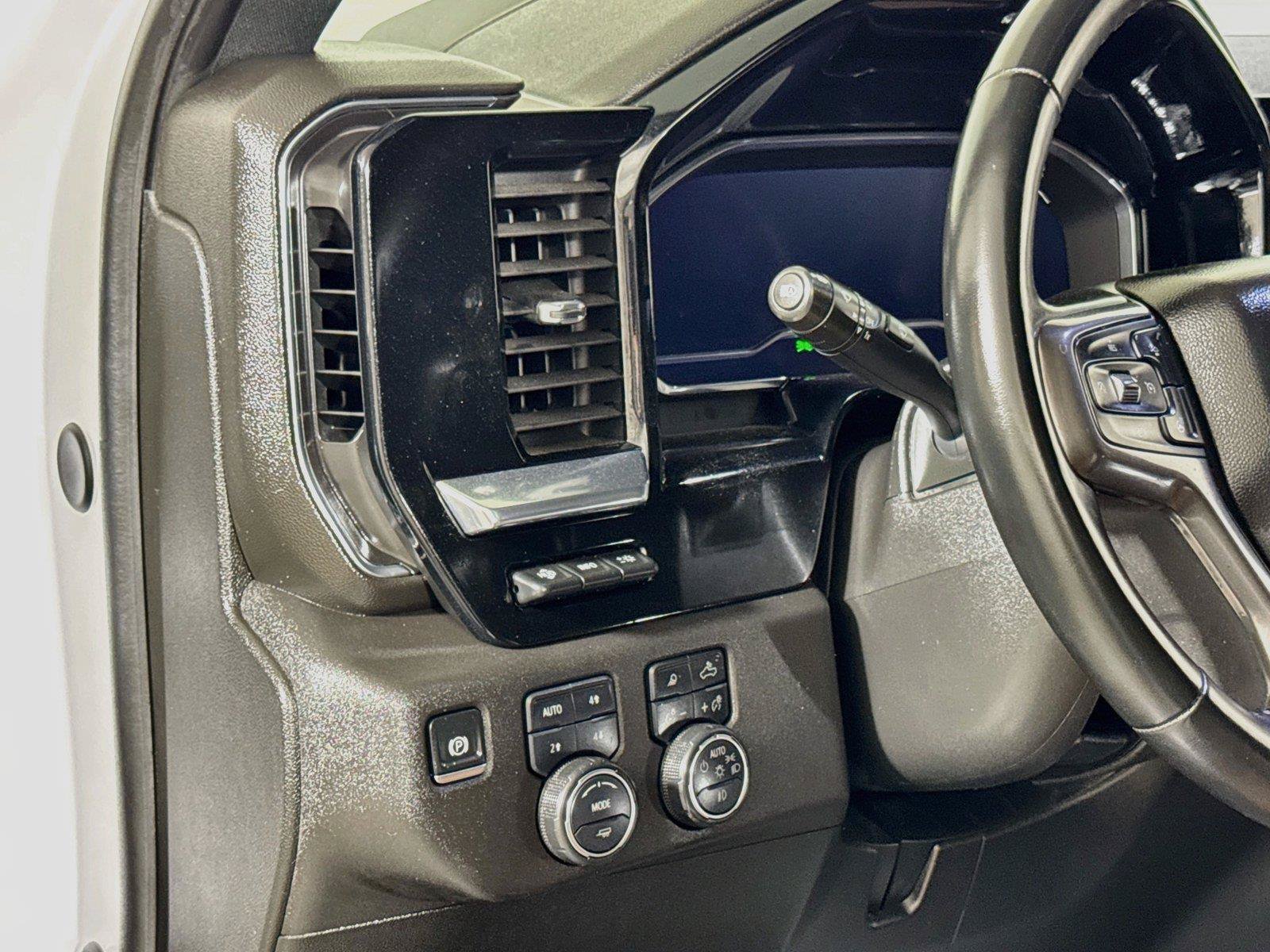Certified 2025 Chevrolet Silverado 2500 High Country w/ Technology Package AWD/4WD image 8