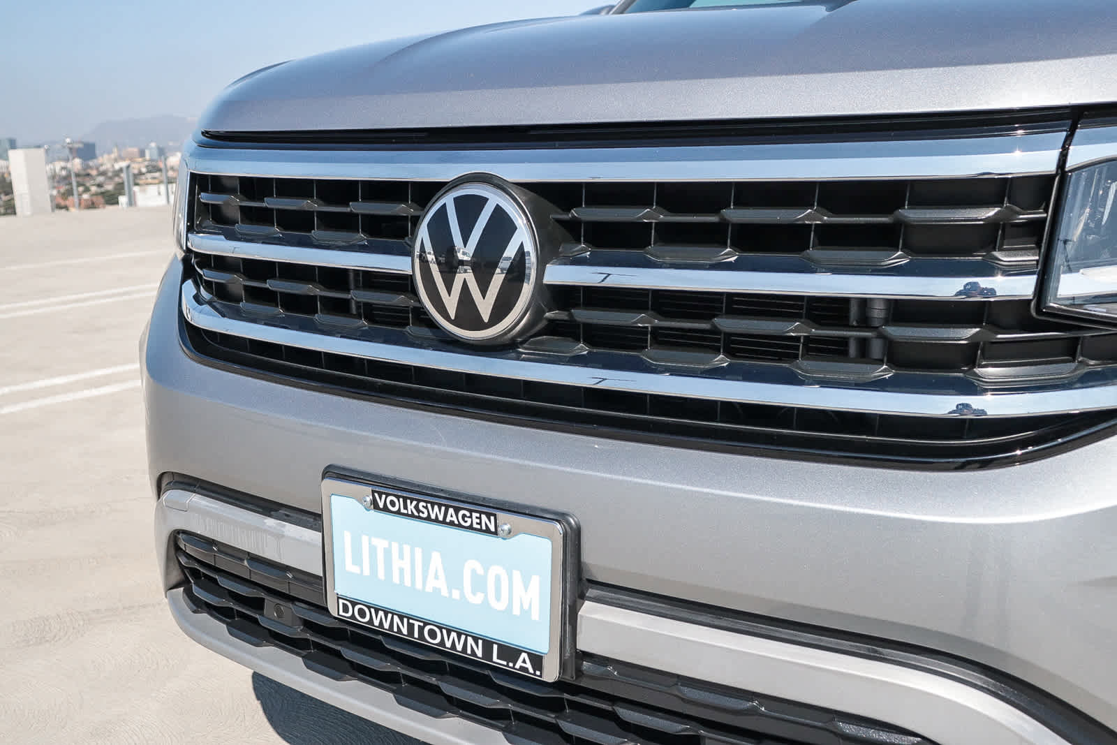 Used 2022 Volkswagen Atlas Cross Sport SE image 5